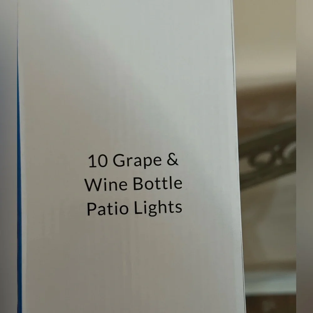 EUC 10-Count Grape and Wine Bottle Novelty String Christmas Light Set